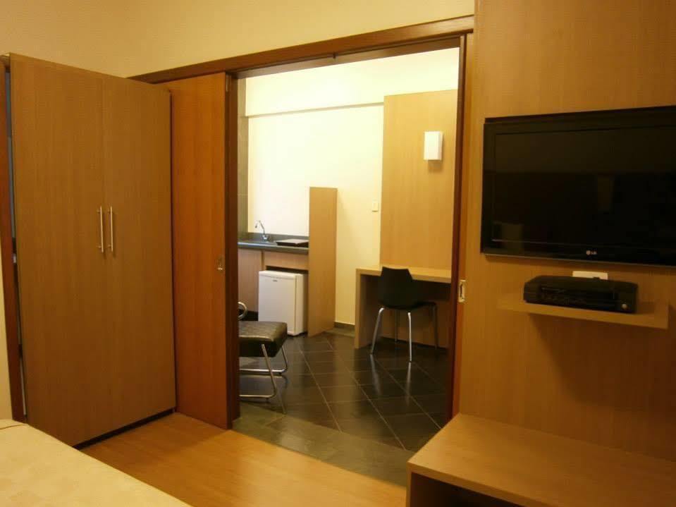 Sete Lagoas Residence Hotel エクステリア 写真