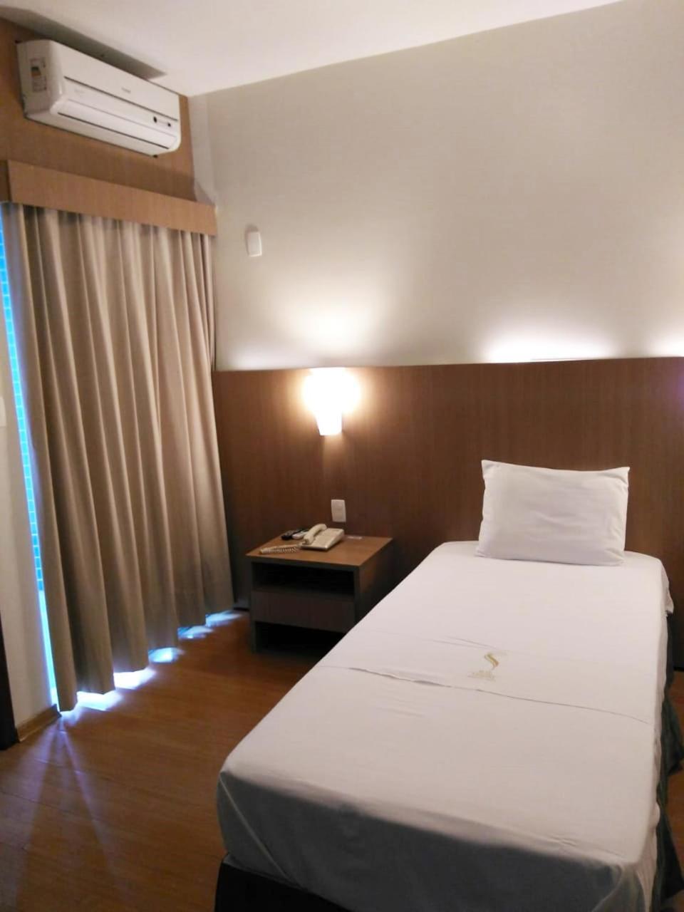 Sete Lagoas Residence Hotel エクステリア 写真